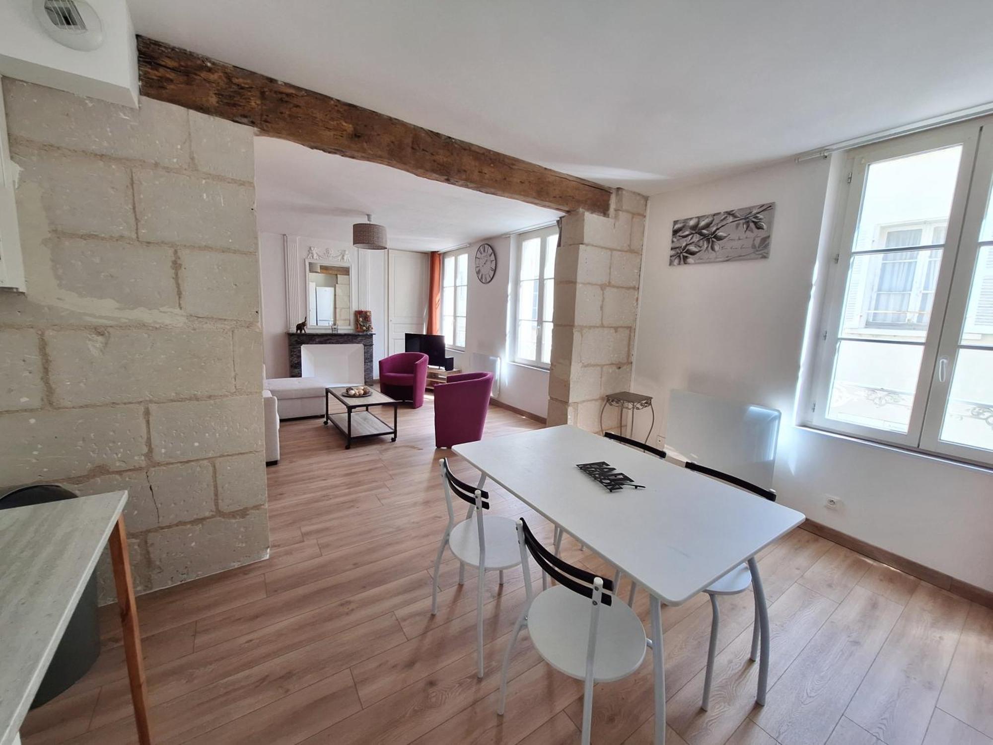 Bel Appartement 50M2 En Plein Centre De Saumur Luaran gambar